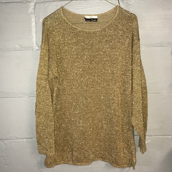 Sweaters - gold sparkly sweater